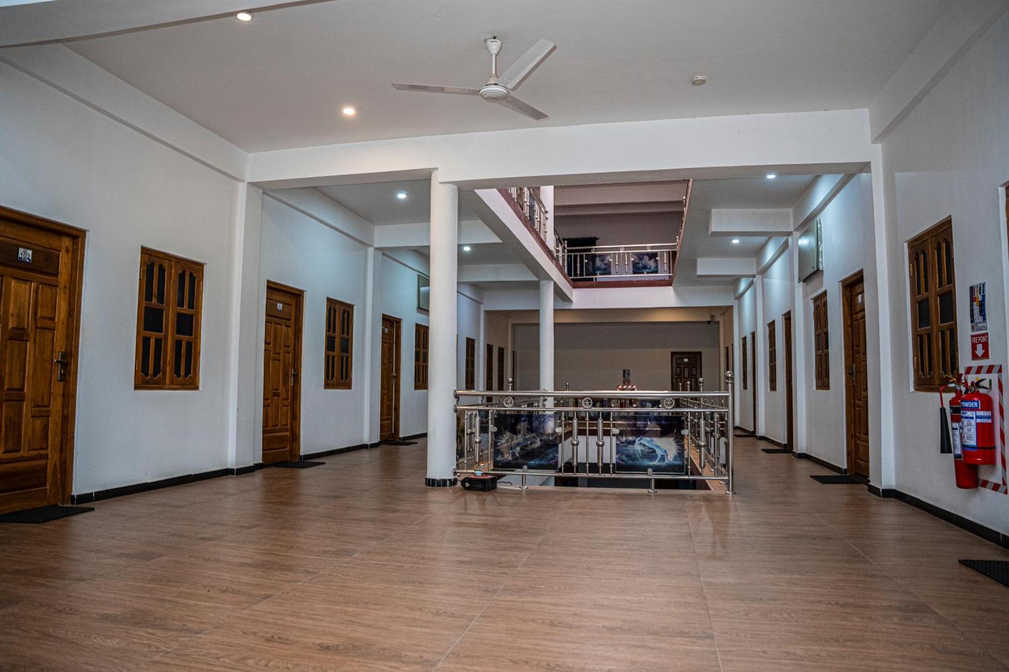 Theevanni Resort Trincomalee Exterior foto